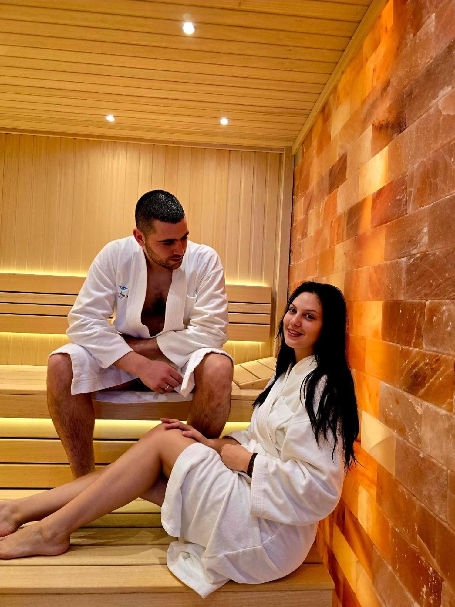 Hotel Tiski Cvet Novi Bečej 外观 照片
