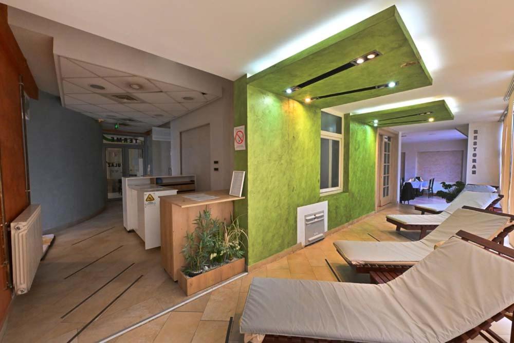 Hotel Tiski Cvet Novi Bečej 外观 照片
