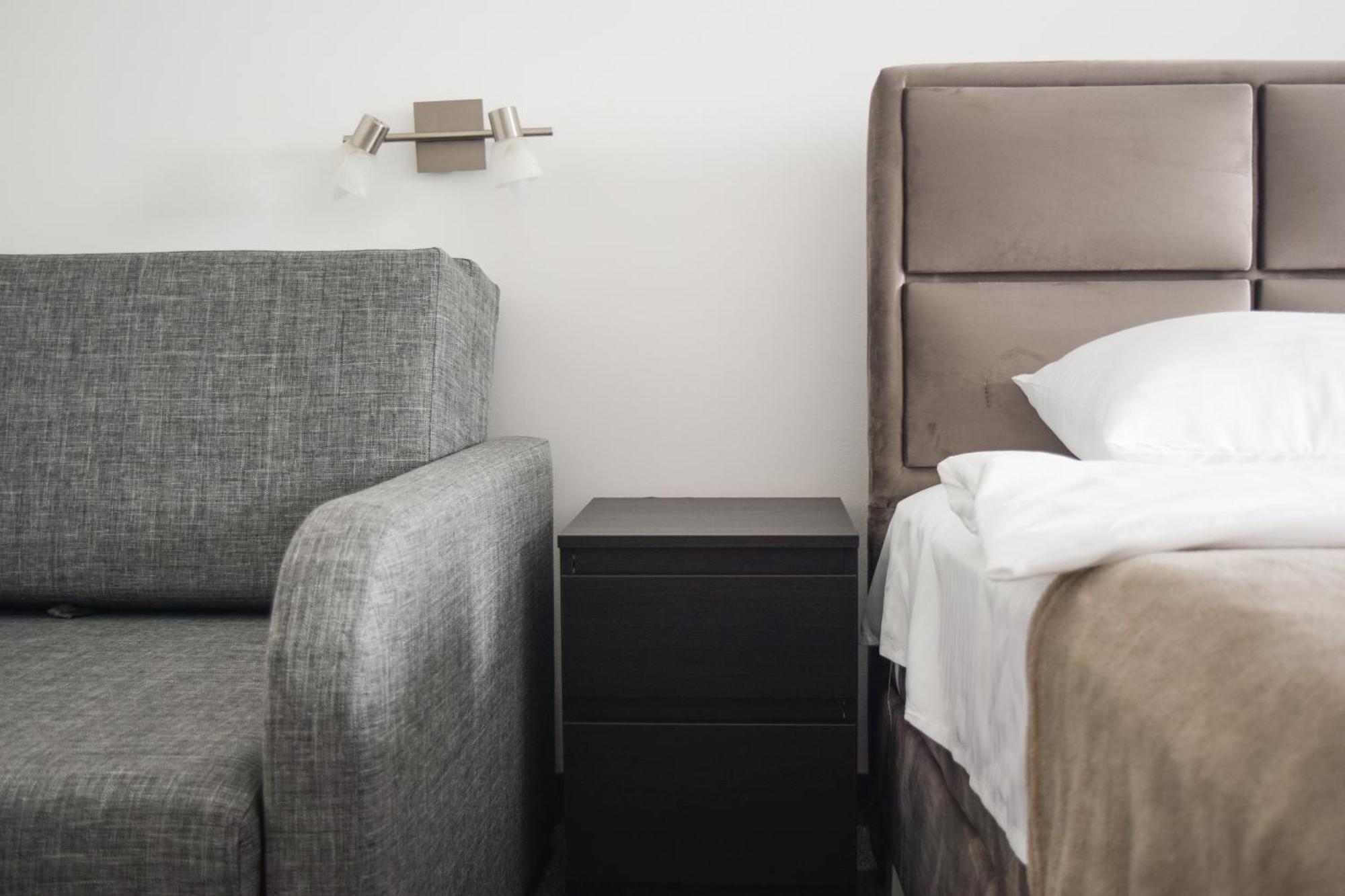 Hotel Tiski Cvet Novi Bečej 外观 照片