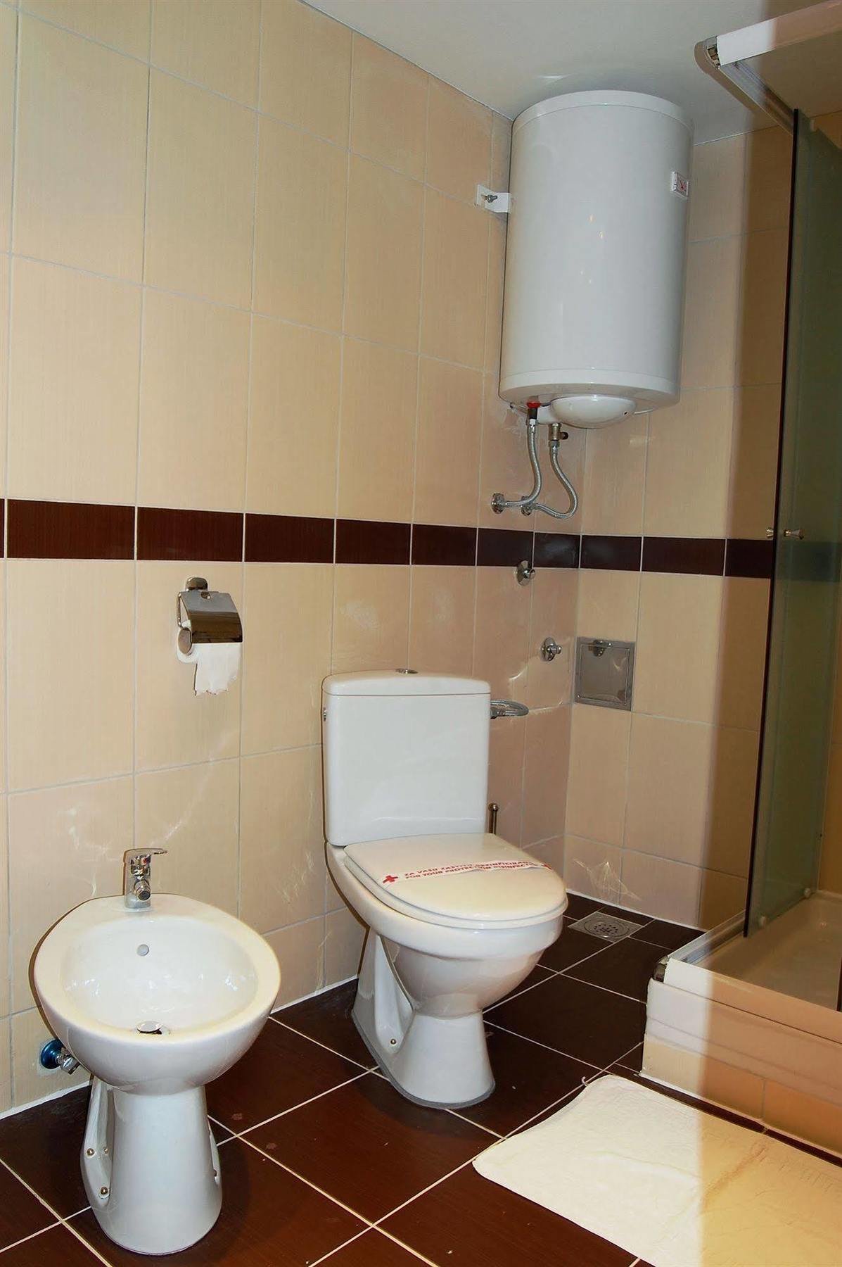 Hotel Tiski Cvet Novi Bečej 外观 照片